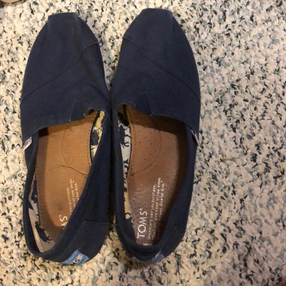 women’s toms
